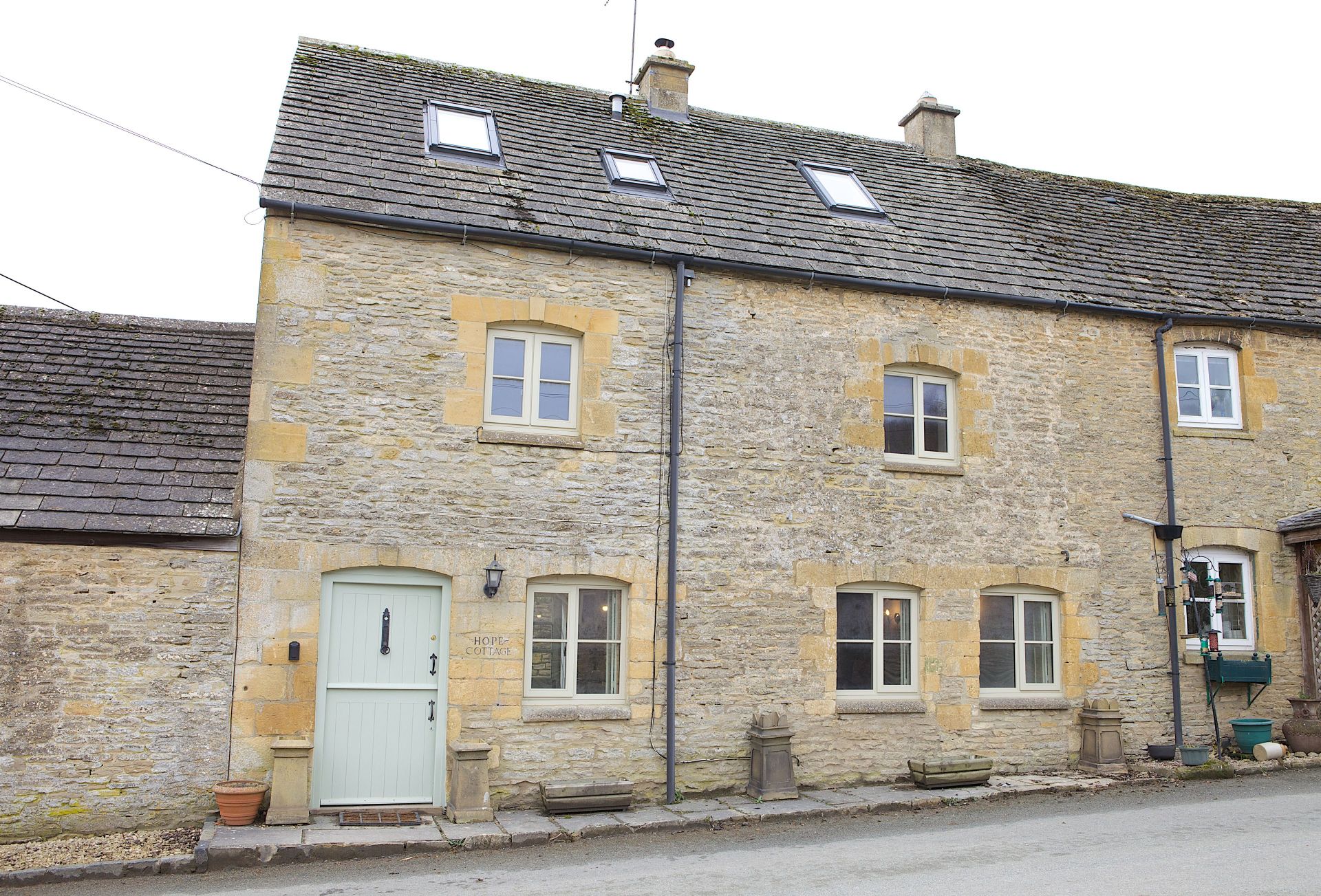Click here for more about Hope Cottage (Naunton)
