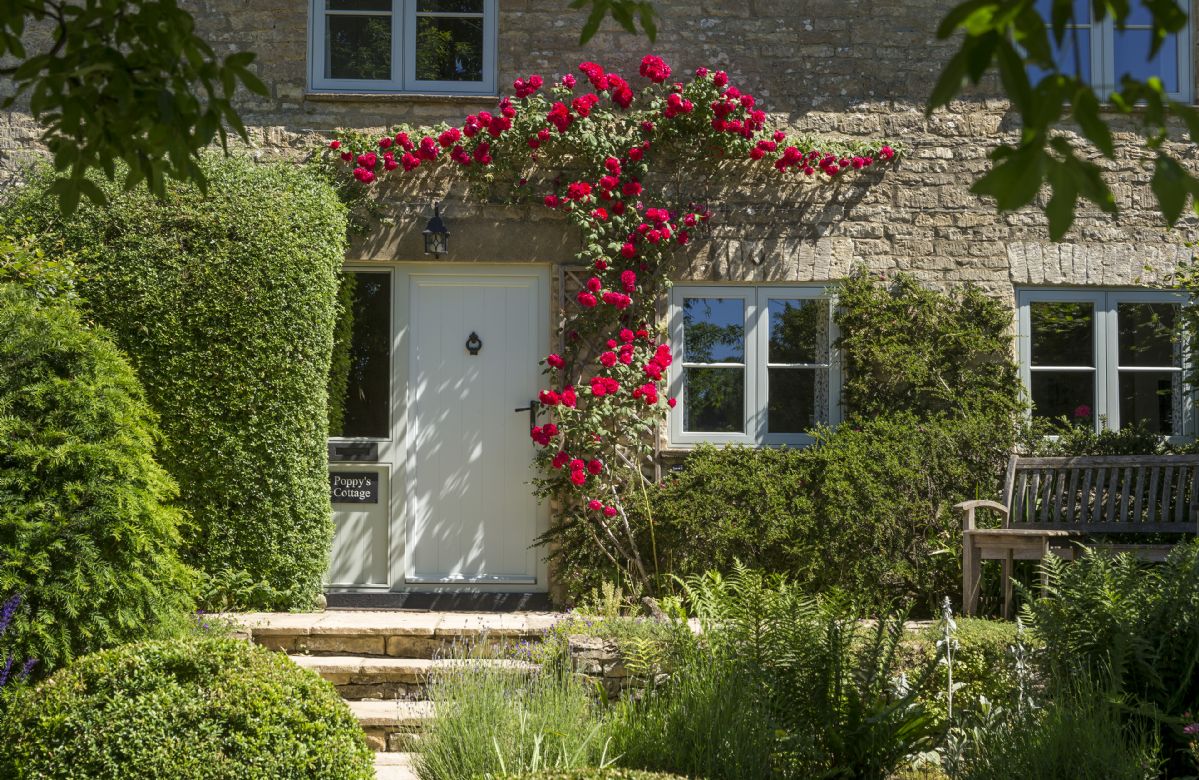 Click here for more about Poppy's Cottage