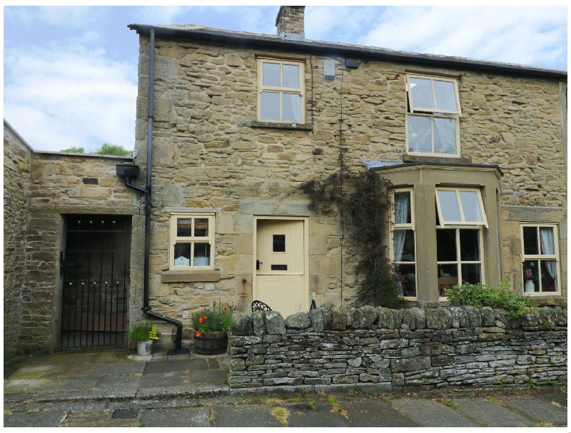 Click here for more about Wayside Cottage