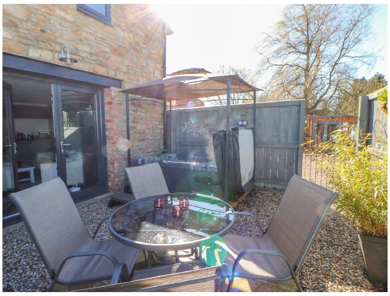 Click here for more about Pear Tree Cottage