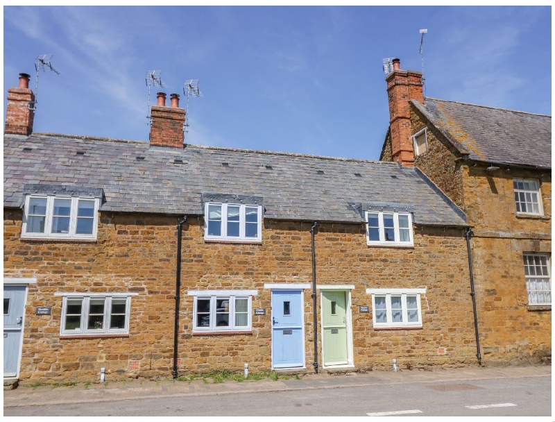 Click here for more about Treacle Cottage