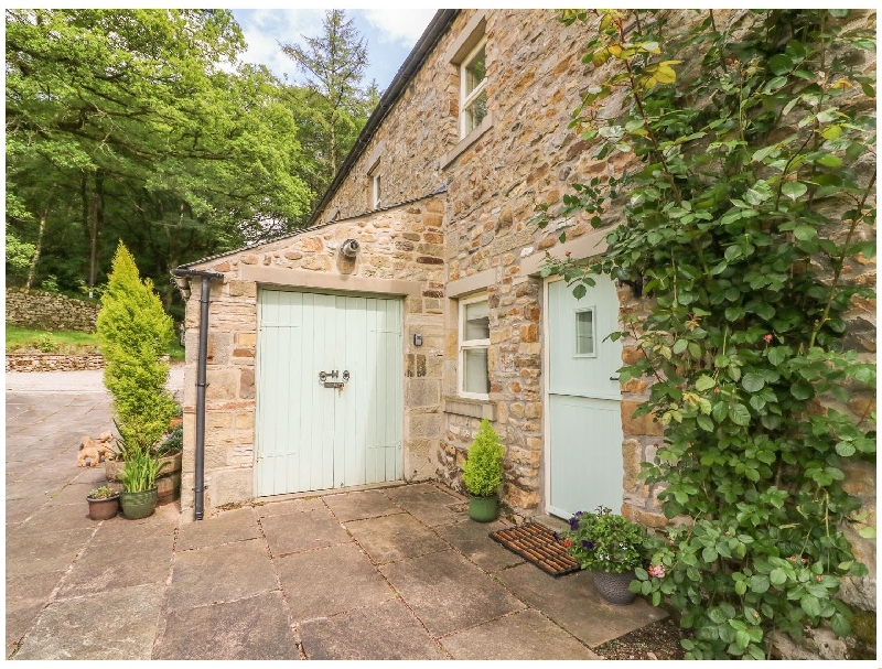 Click here for more about Spens Farm Cottage